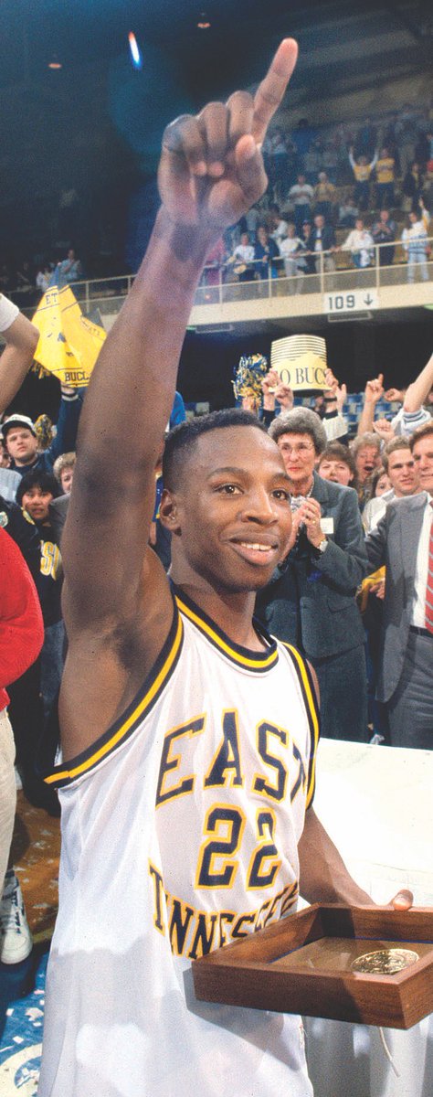 SoConSports's tweet photo. 𝐊𝐞𝐢𝐭𝐡 "𝐌𝐢𝐬𝐭𝐞𝐫" 𝐉𝐞𝐧𝐧𝐢𝐧𝐠𝐬, #SoConHOF Class of '16. 

A 2️⃣-time SoCon Player of the Year, he was named all-conference 3x and garnered first-team honors as a junior &amp; senior. He was also a consensus All-American as a senior.

More ➡️ https://t.co/OUOd5twRuL https://t.co/FkazfKBoPJ