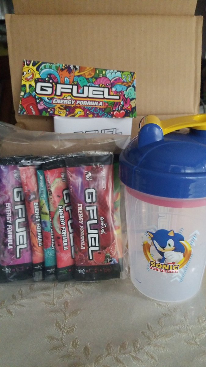 Knight0fSw0rds's tweet photo. Just got some @GFuelEnergy using discount code HORSEGIRL the best discount code! Thanks @JennyENicholson! https://t.co/Gfygnj0Rji