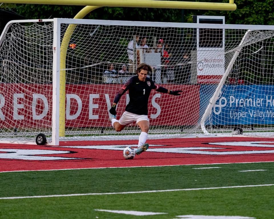 A big shoutout to our Senior Goalkeeper Clay Vaughn for breaking the school record for shutouts in a season! He surpassed the record last night against Graham with his 15th shutout of the season! 

Congrats Clay, a well deserved honor!