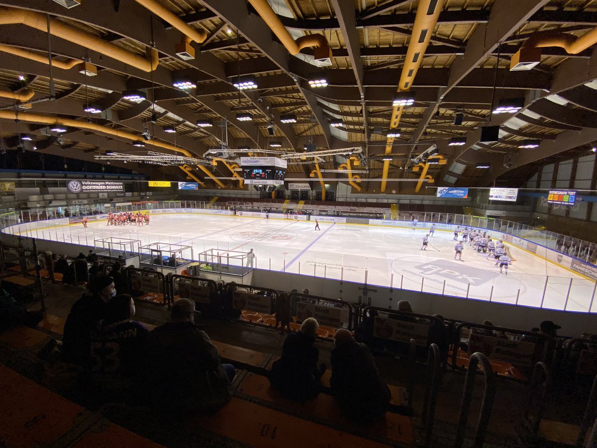 ullrich001's tweet photo. Eishockey geht immer.... https://t.co/P934eBp2GB