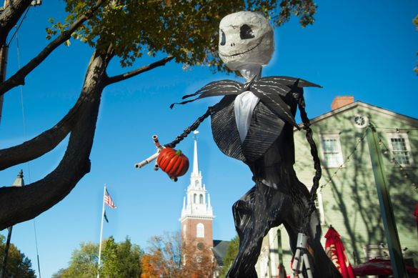 Celebrate the Halloween Season in Connecticut.

webbandstand.com/celebrate-the-…
