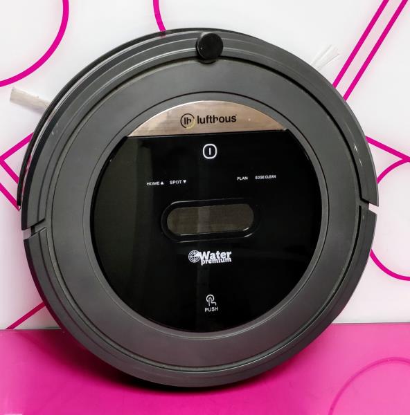 Nolotire's tweet photo. ROBOT ASPIRADOR WATER PREMIUM LUFTHOUS, por sólo 59,95 € en Nolotire a Coruña, este es el enlace a nuestra web... https://t.co/64prK68DYR https://t.co/hdKpRHB691