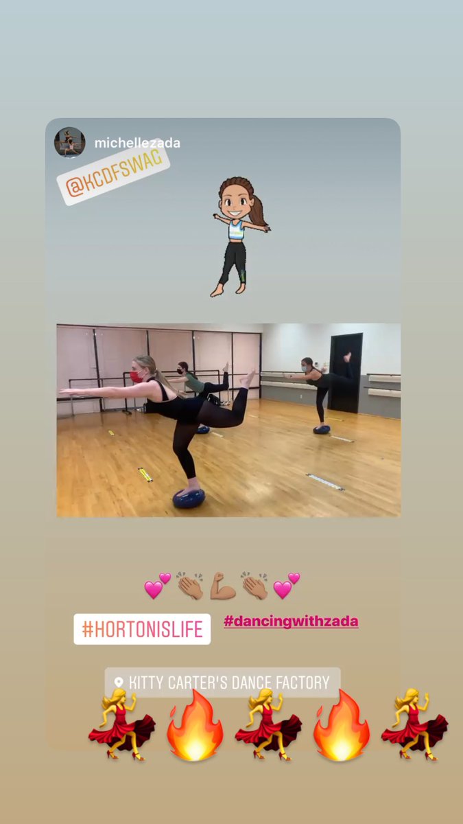 KittyCarter5678's tweet image. Always grinding.... trying to keep it real @DancingZada  Life has changed a little on the outside But not behind our #KCDF doors 💃🔥💃🔥💃🔥#studiolifestyle #octobergrind💃🔥 #kcdffamilyforever💕💃 #2020😷😭😳😎💃