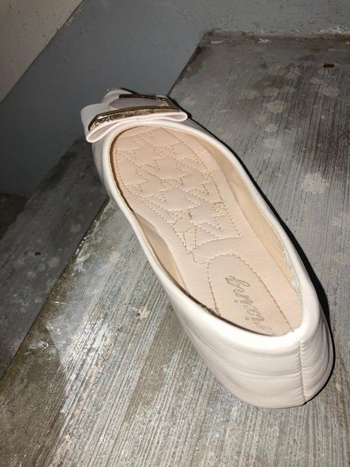 這雙也是不錯吧..哈  #扫楼 #恋足 #打胶  #原味 #射鞋 #Cumshoes #射平底鞋 #Cumflats https://t.co/PuapiQTxET<a href="/tag/%E6%89%AB%E6%A5%BC"class="tags">#扫楼</a><a href="/tag/%E6%81%8B%E8%B6%B3"class="tags">#恋足</a><a href="/tag/%E6%89%93%E8%83%B6"class="tags">#打胶</a><a href="/tag/%E5%8E%9F%E5%91%B3"class="tags">#原味</a><a href="/tag/%E5%B0%84%E9%9E%8B"class="tags">#射鞋</a><a href="/tag/cumshoes"class="tags">#Cumshoes</a><a href="/tag/%E5%B0%84%E5%B9%B3%E5%BA%95%E9%9E%8B"class="tags">#射平底鞋</a><a href="/tag/cumflats"class="tags">#Cumflats</a>