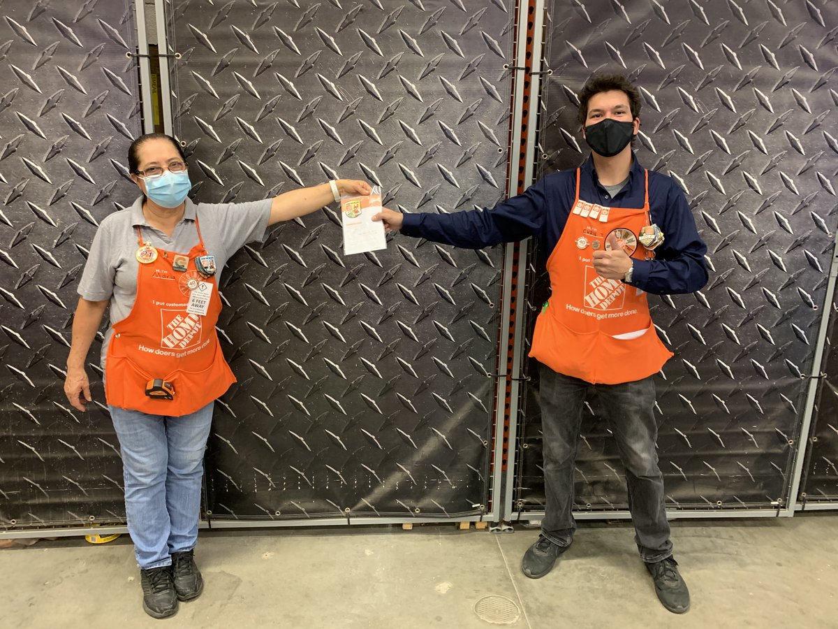 4641 front end tweet media