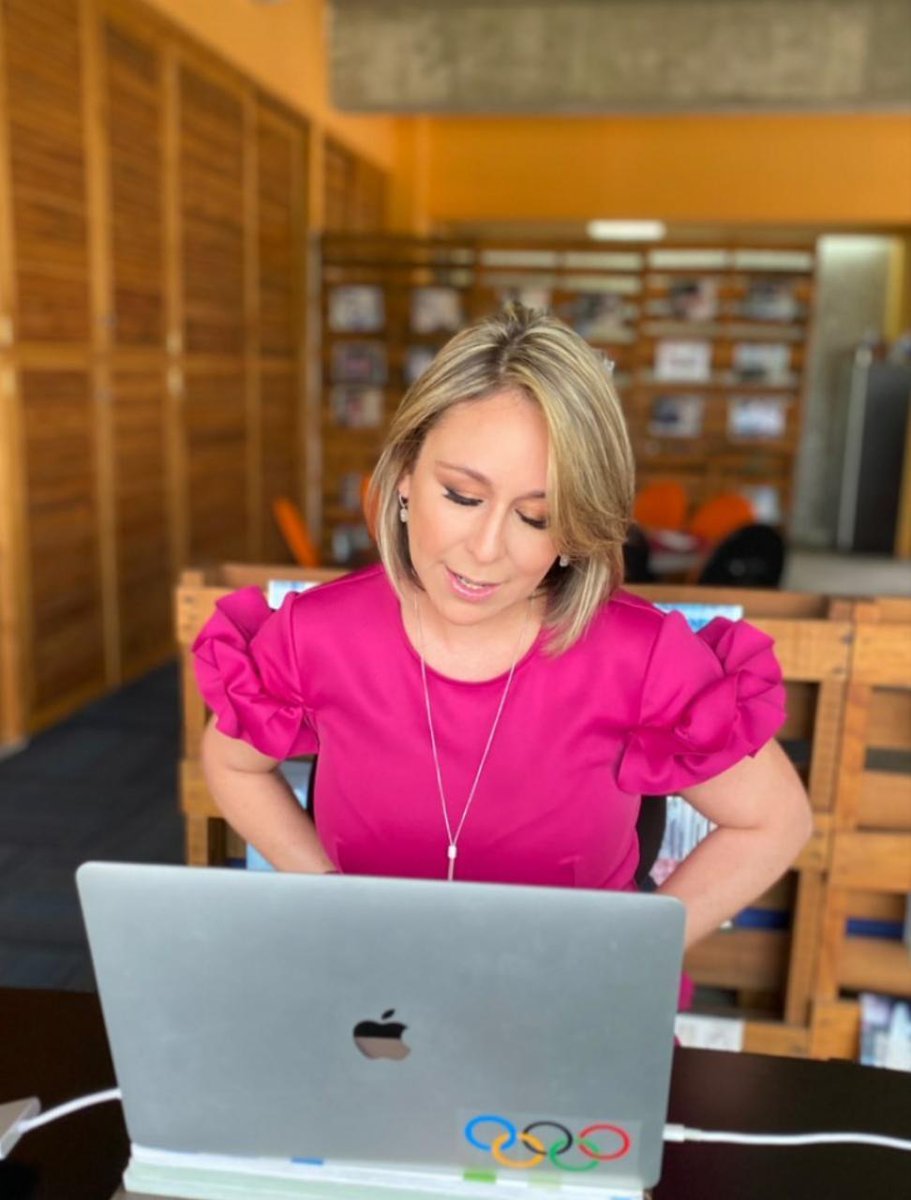 batresali's tweet photo. Como ❤️ promover en la #generacionderelevo la responsabilidad que tienen al organizar un evento sobre los 3 pilares, legado #economia #social #medioambiente @OrganizacionOPC #soycocal #mice #neverstoplearning #businesschallengetalk #resliencia #eventos #f2f #lovemyjob https://t.co/b208XRYs1T