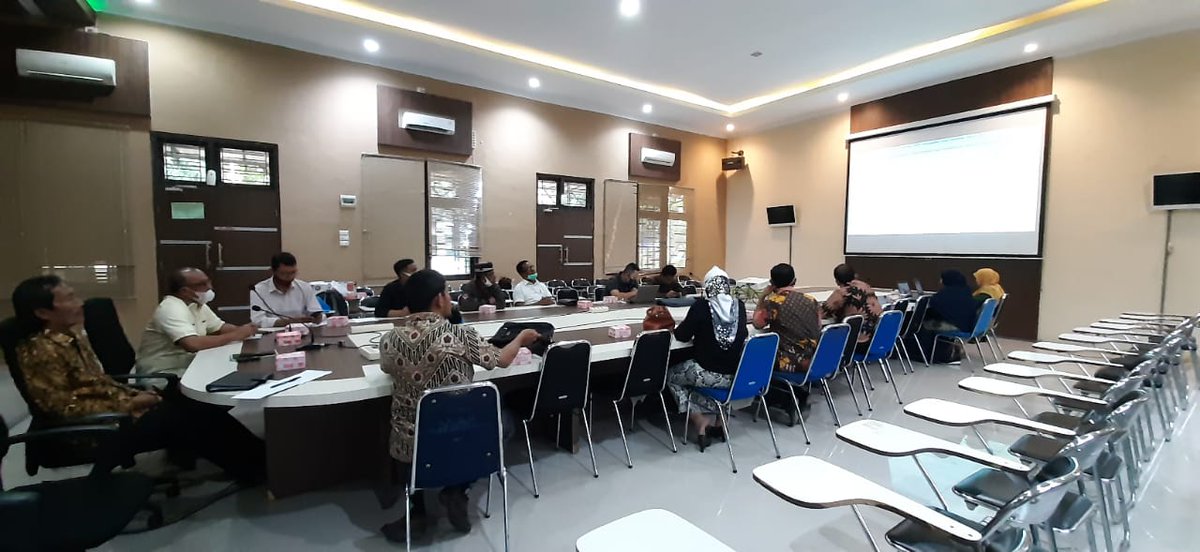 SeptirandaAgung's tweet photo. FGD neraca pangan bank Indonesia Lhokseumawe bersama Bappeda Aceh Tamiang https://t.co/AXA4x31r3H
