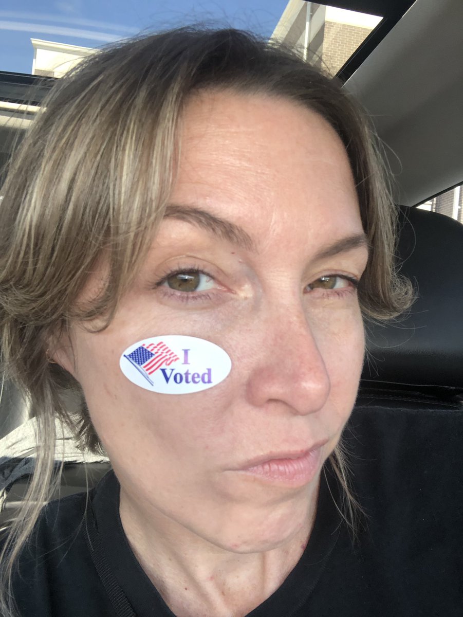 Criztyl's tweet photo. #vote2020 #election2020 #MyVoteCounts 
&amp; don’t forget☝🏼 #IAmYourRealtor
@CrystalGRealtor https://t.co/ew3tErUrSn