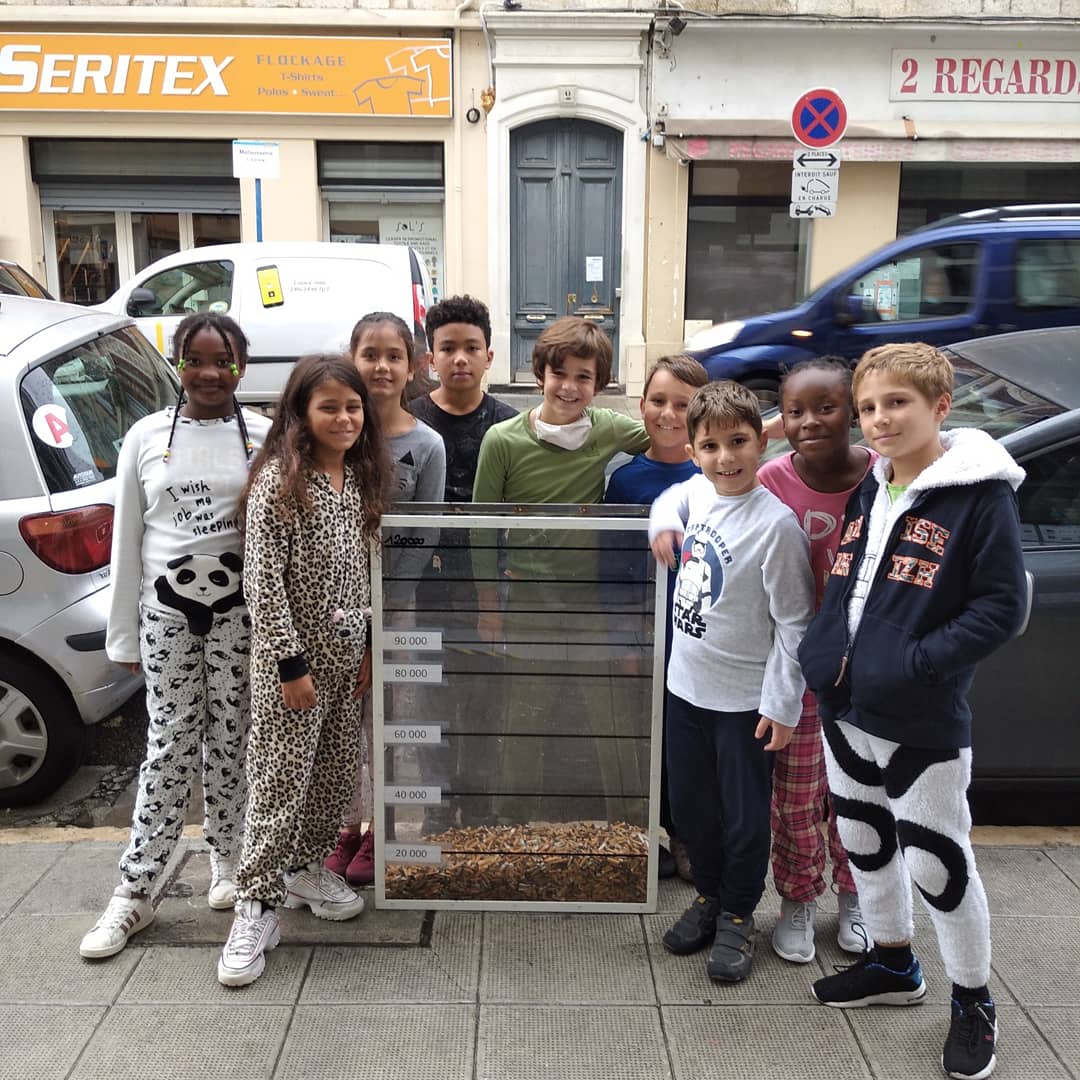 GilardiVanessa's tweet photo. Résultat du challenge mégots 18000 mégots ramassés par les enfants du centre de loisirs de l'evs et la ruche 5/10 ans.
Tous les gestes barrières ont été respectés. #ppleonelli #cestrosi #semeuse06 #lasemeusenice #brigadedespetitsnettoyeurs https://t.co/H7vJhwbmz3