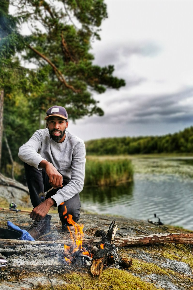 Meet <a href="/ChefLiam_/">Liam Barker</a>. He hosts cooking lessons, work as a private #chef and runs a #food concept in Stockholm serving up a mixture of his favourite cuisines #Caribbean &amp; #BBQ. He'll be with us next week with a #Masterclass on #cooking techniques #blackbook2020 #BlackHistoryMonth