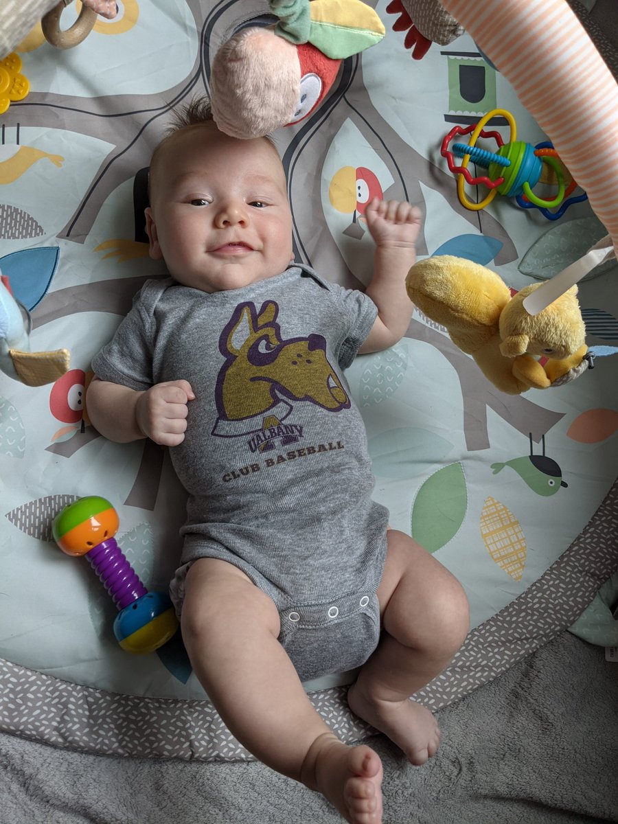 alowsounds's tweet photo. @UAlbanyClubBase we got your first 2038 recruit. @BaseballMZ11 ‘s baby Leo!! https://t.co/fXTt0Ux145