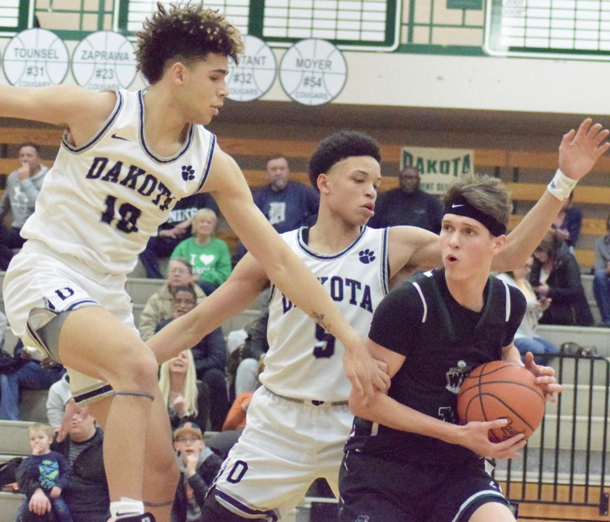 West Bloomfield 2021 SF Kipras Blazevicius was offered by Ohio Northern, his 3rd offer

basketball.thedzone.com/news/west-bloo…
📸: <a href="/macombdaily/">The Macomb Daily</a>