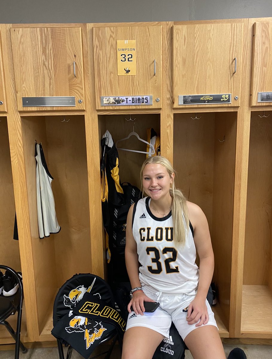 lizzysimpsonn's tweet photo. Blessed and honored to receive and offer from @cloud_wbb !! Thank you for such a great visit! https://t.co/40OugmFS72