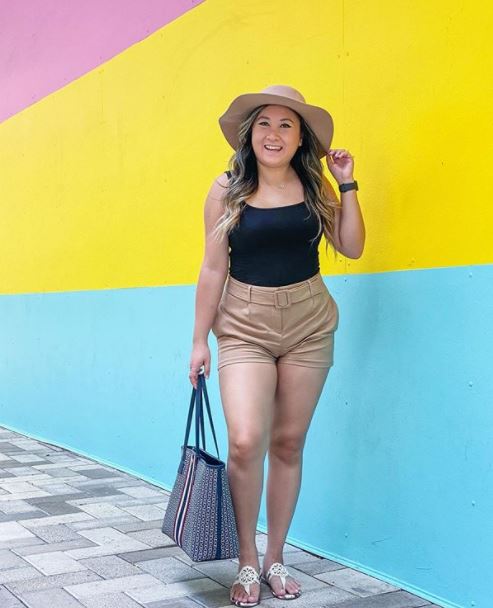 GreenStreetHou's tweet photo. Happy Friday! Brighten up your day by stopping by our #Hope4Hou wall! Snap a photo socially distance style, and tell us what you're hopeful for!

📷 @fudgelump, @annpanada,
 @ItsLegitRobin 

#DowntownHouston #HTXDowntown #ART #GreenStreetdowntown https://t.co/0FWRTzQe1t