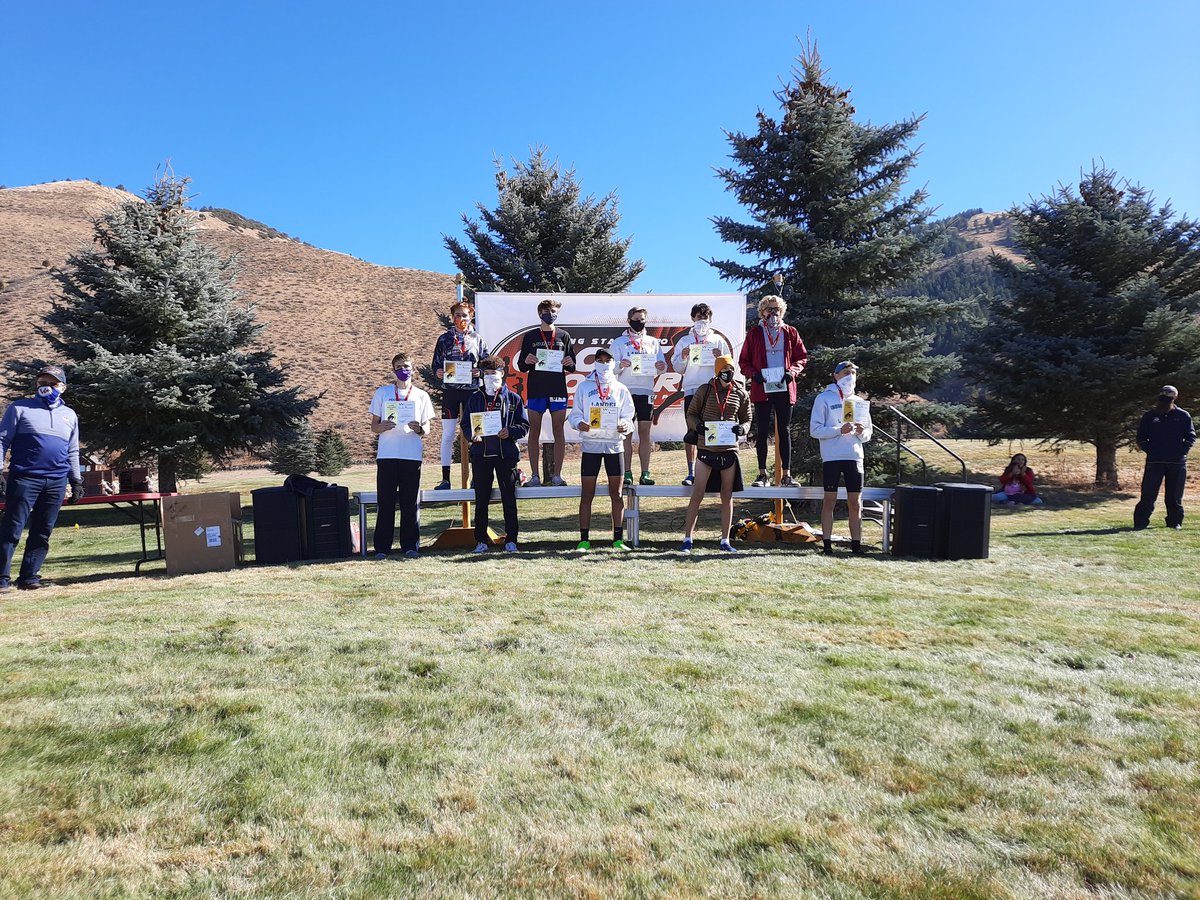 LVHS_XCountry's tweet photo. 4 All State Tigers https://t.co/Y1bYkOJgCp