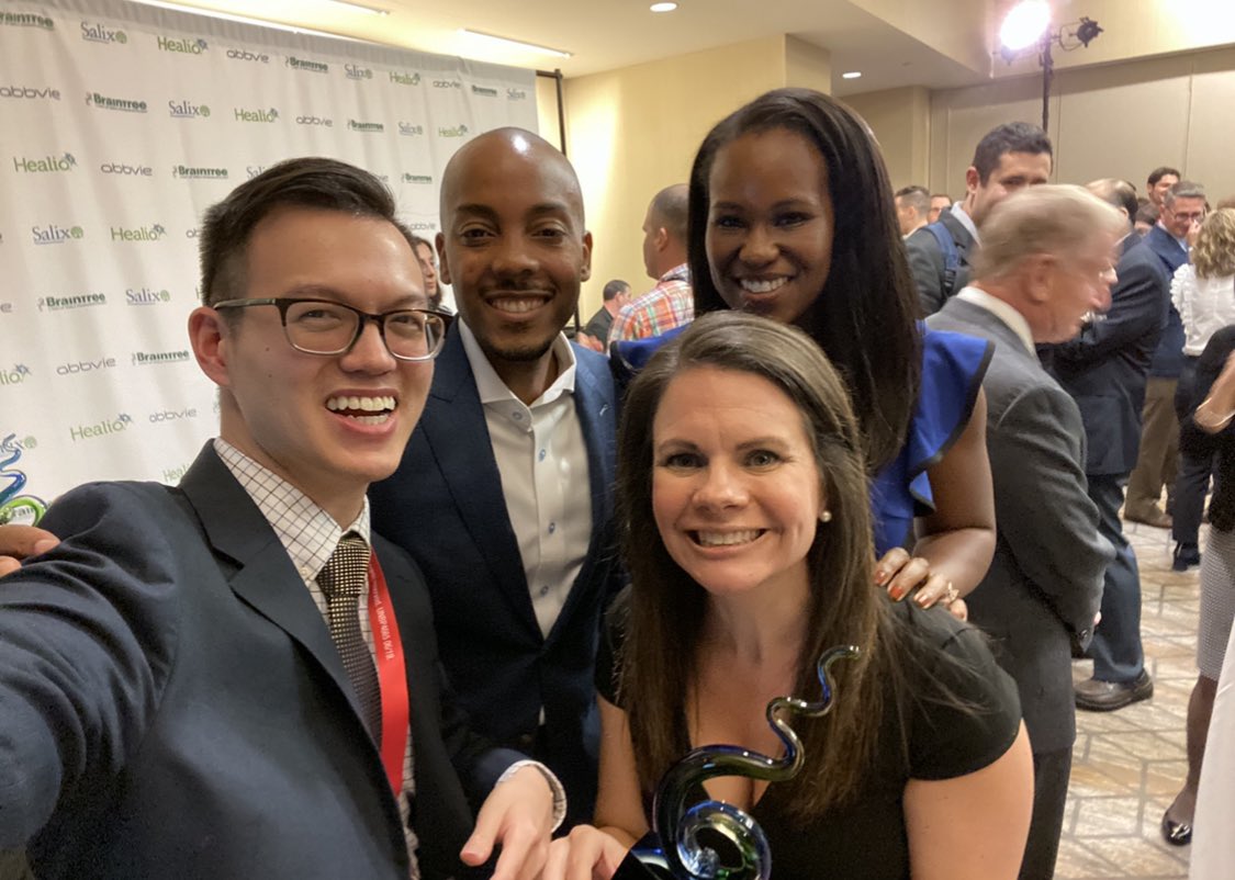 AustinChiangMD's tweet image. ACG San Antonio 2019 @drfolamay @DMGrayMD @ibdgijami @SophieBalzoraMD 😁