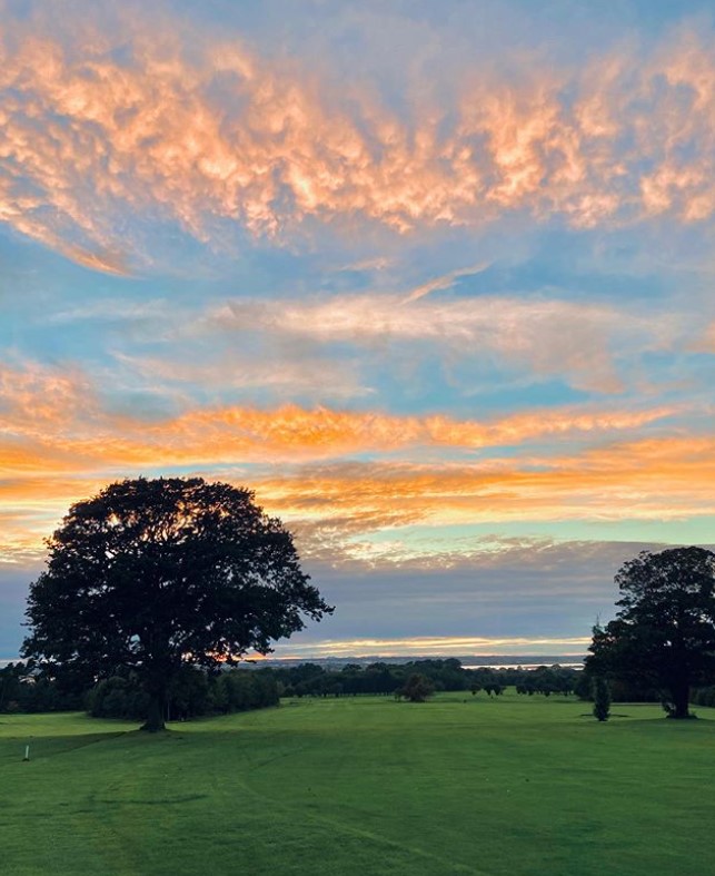 deerparkgolf1's tweet photo. #Covid19 #Lockdown #Level5 Update
#DeerParkGolf & #DeerParkGolfDining @RightCateringCo closed but see you soon for some #outdoor #festive fun
Full update attached #Golf #PitchandPutt #TheRightCateringCompany #Howth #LockdownInDublin #WeLoveGolf #Dublin #StaySafe #StayPositive https://t.co/c3PRHpEfs3