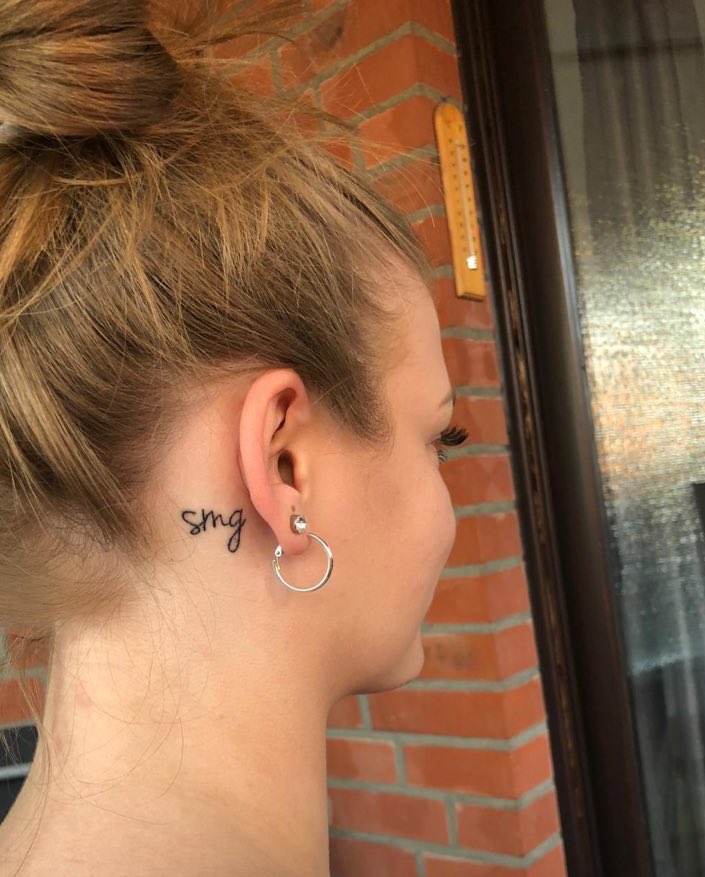 blossomrare's tweet photo. I can’t believe that Lose you to love me is already one year old. This song and Selena mean everything to me, that‘s why I got this tattoo of her initials! The song reminded me to let people go and to love myself.❤️ #1YearofLYTLM @SelenaFanClub @selenagomez https://t.co/iMPuOB9Dim
