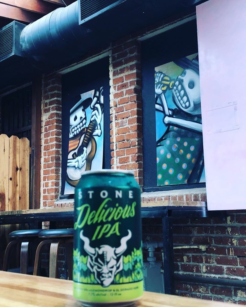 Pub1954's tweet photo. Looking to support local breweries with amazing beer to pair with your meal? We’ve got a selection of local favorites that are un-beer-lievable, like the @StoneBrewing Delicious IPA. With a name that good, you know it’s going to be a treat! #PieAndCone #SaturnCafe 📷@thisisirma https://t.co/Oli5Q7UuJY