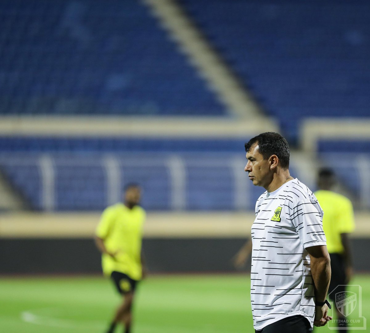 ittihad's tweet photo. الفريق الكروي يختتم تحضيراته لملاقاة الفتح دورياً غداً السبت 📸

https://t.co/mAL5fa5ZSX https://t.co/gdO7NZXmUO