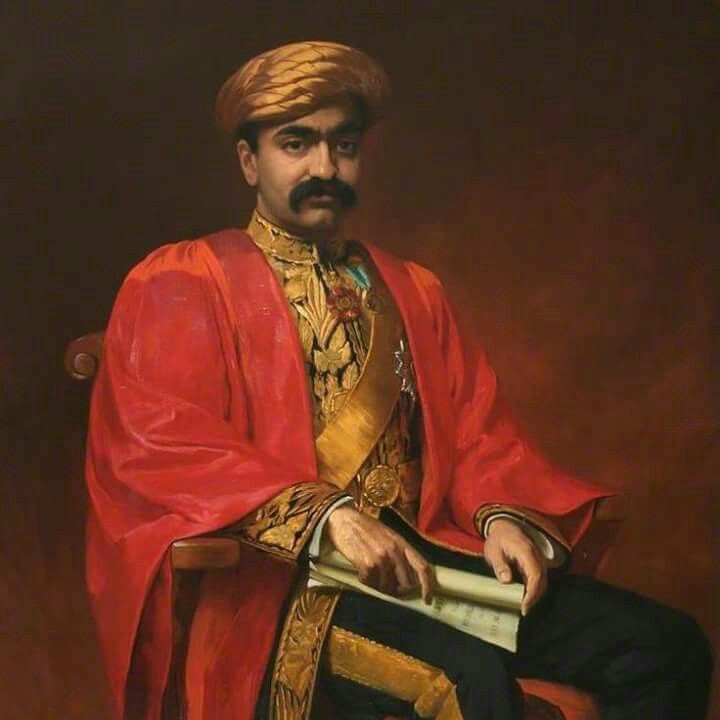 poojaba_'s tweet photo. Remembering H.H #Bhagwatsinhji of #Gondal on his birth anniversary. His reign is an epitome of good governance. Beside his duty as maharaja, he compiled dictionary of colloquial Gujarati under title of Bhagwadgomadal which is paramount among all dictionaries of gujarati language. https://t.co/QYteJUG5ry