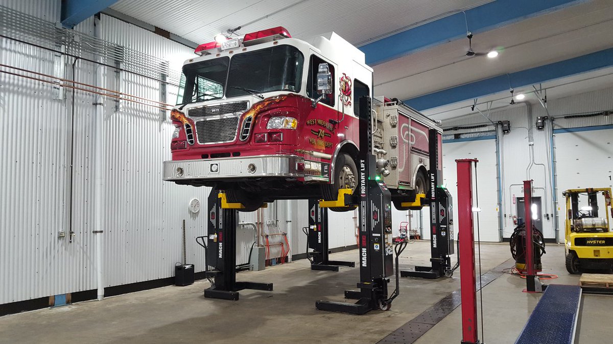 rotaryshopequip's tweet photo. Not to brag, but our heavy duty mobile column lifts are 🔥
#teamflex #mobilecolumnlift #mobilecolumns #truckfleet #truckrepair #autorepair #fleetmaintenance #fleetmanager https://t.co/ctJoVOyjpp