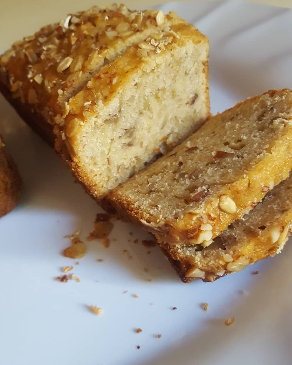 WeKneadDough_tt's tweet photo. Mini Banana Loaves
Contains of Pecans, Almonds and Oats.
●Also Available Nut Free
●Available In Actual Loaf Size and Extra Large Loaf
DM or CALL TO PLACE YOUR ORDERS
.
.
.
.
.
#treats #868 #supportlocal #homemade #noprocessedfood
#baking #supportlocaltt #bananabread #dessert https://t.co/A837xOoEB7