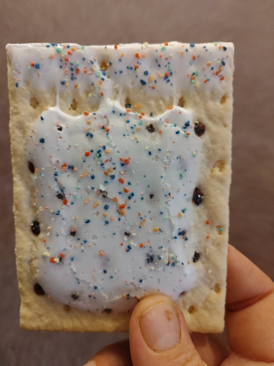 oneoffsteve's tweet photo. @PopTartsUS looks like the pandemic is affected us all. Had to cut back the filling 25%. Lol https://t.co/ydJMHHyt4w