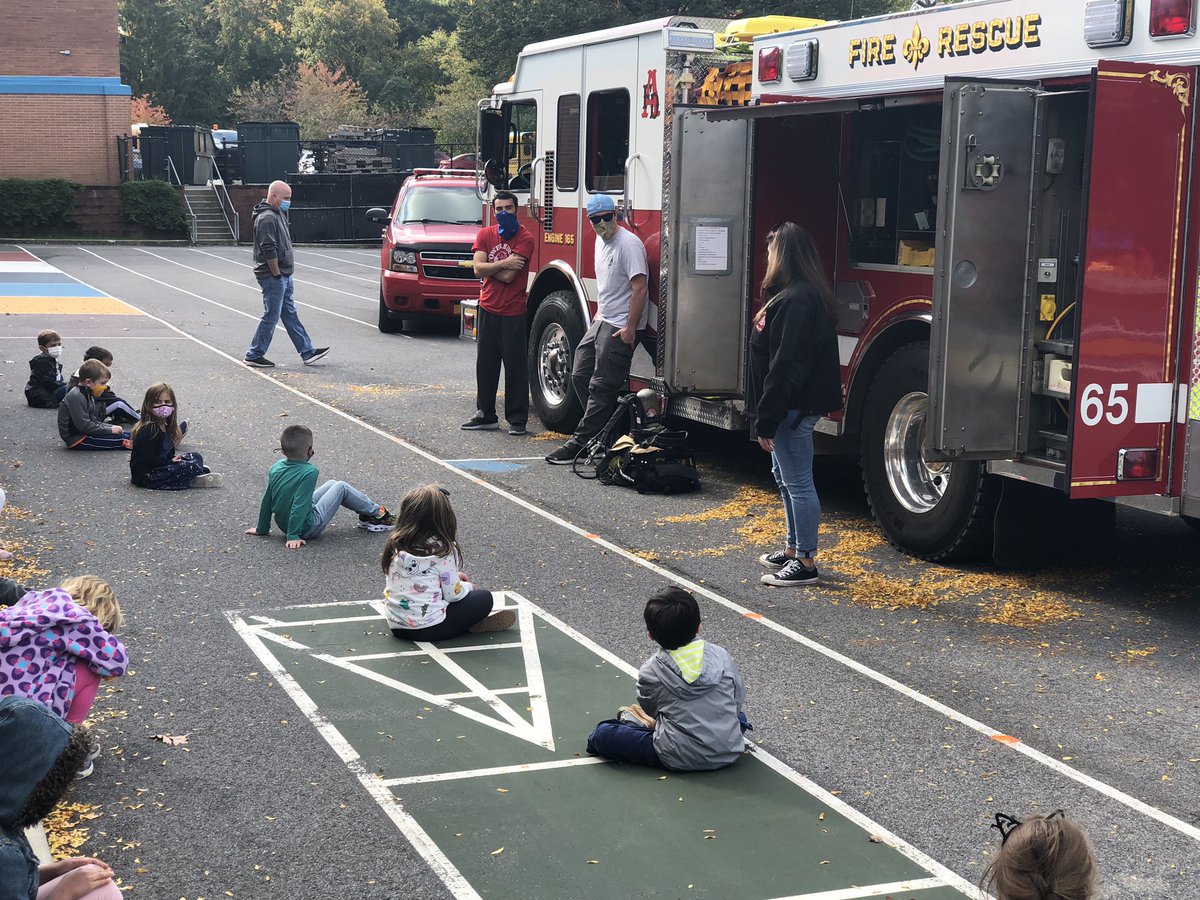 concord_road's tweet photo. Fire Prevention with the best! https://t.co/T45MHJEy31
