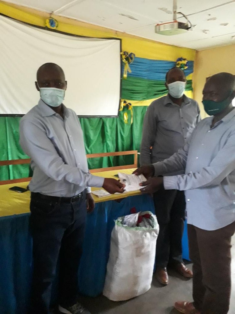 We thank our Chairman <a href="/robertbafa/">Robert Bafakulera</a> for the donation and his support to fight against #Covid19 .You can also donate via mask4all.com #Mask4AllRw