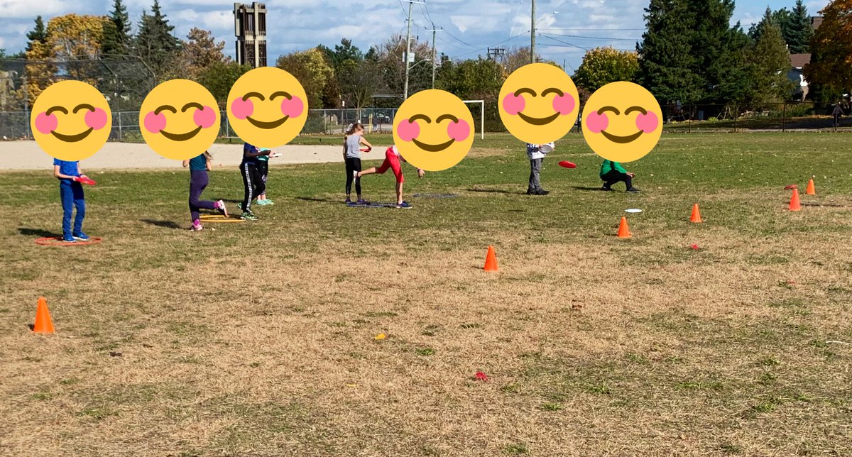 Mrs_McLeod4's tweet photo. When itβs above 20 degrees in October - you get outside for an extra long Physical Education class! @WCDSBhpe @StAgnesCES #keepingourdistance #targetgames https://t.co/RYrDWEHc23