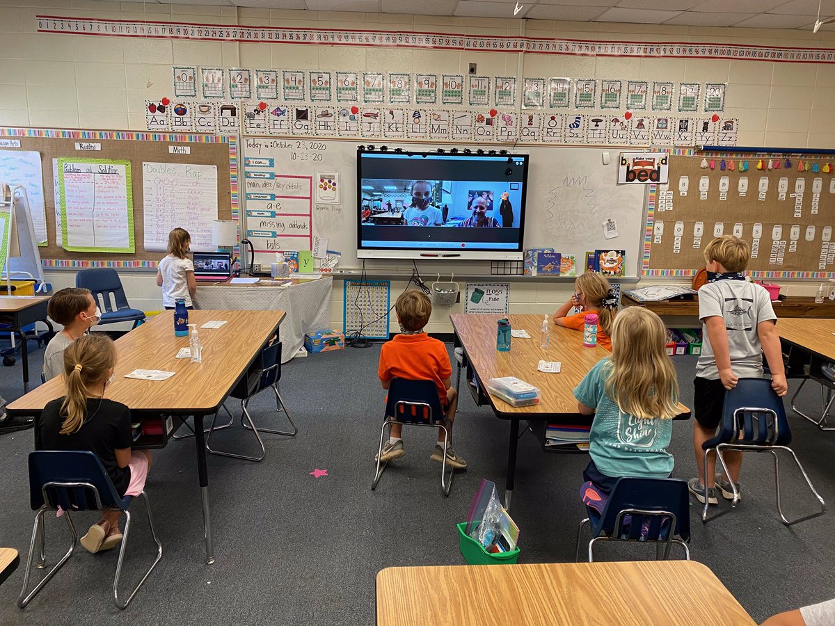 Dean_Road_Elem's tweet photo. Dr. Mark Yates, Bat Biologist at LaGrange College, answered questions from Mrs. Logan’s class during a virtual learning session. #DRESuccess #CelebrateAuburn https://t.co/zhr1sCjSkV