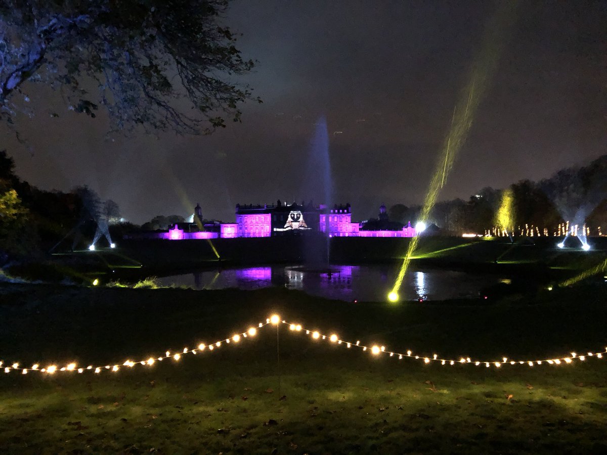 Yellow_Mini_Me's tweet photo. @wondrouswoods_ a wonderfully fun and different walk through the trees. Spectacular lighting glows and amazes. #familyfun #Edinburgh #Hopetoun https://t.co/0J6bKLSdal