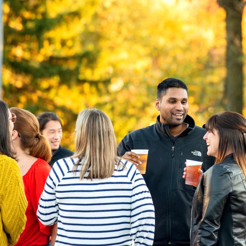 SpringMill1909's tweet photo. #FlashbackFriday to exactly one year ago, at one of our Spring Mill Social events! We featured beer from @conshohockenbrewingconshy, live music, delicious apple cider donuts from @linvillaorchards and lots of socializing! Such a great time. Happy Friday #SpringMillCampus! 🍁🍻 https://t.co/2MdqOCJkU7