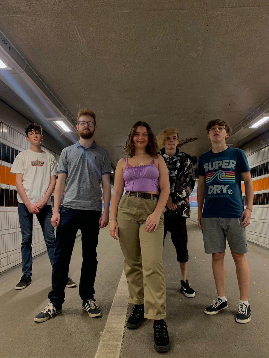 hittheflooruk's tweet photo. 1 WEEK UNTIL ‘If I Go’ 🌻 

Our beautiful, emotional, soul baring single ‘If I Go’ is coming out next Friday and we’re so excited to share this with you! 🌾 Stay tuned for updates! ❤️ https://t.co/v32gdm0Vas