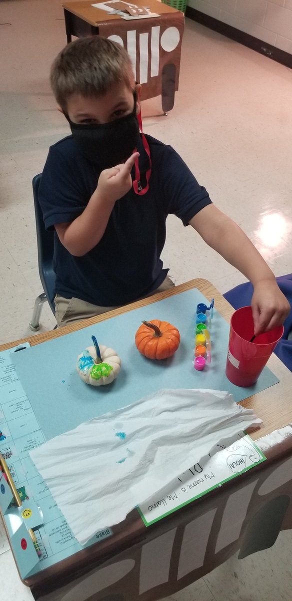 DrMastersPKM's tweet photo. When we put first things first and get our work done AND be proactive about following school rules we get a Fun Friday Activity! #leadlivelearn #anchoredinleadership https://t.co/12pZ9jGXeb