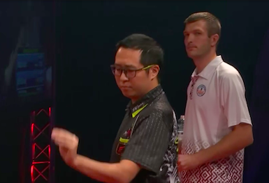 HighRollerRadio's tweet photo. Forget shadow boxing...
...this is shadow darting! Kai Fan Leung. #Darts #ET4 #IDO10 @AsianDarts https://t.co/bEqQNPhJoX