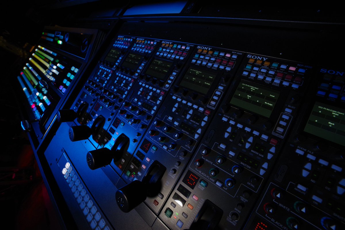 TVProGear's tweet photo. Here is a little sample of the #flypak #photoshoot we did recently for our 2021 advertising.
Check the @ross_video #switcher and #midas M32R. Can you find the @AJAVideo recorders and the @Clearcomsystem?
#videoproduction #liveproduction #video #liemusic #FridayMotivation https://t.co/j8BIlg115P