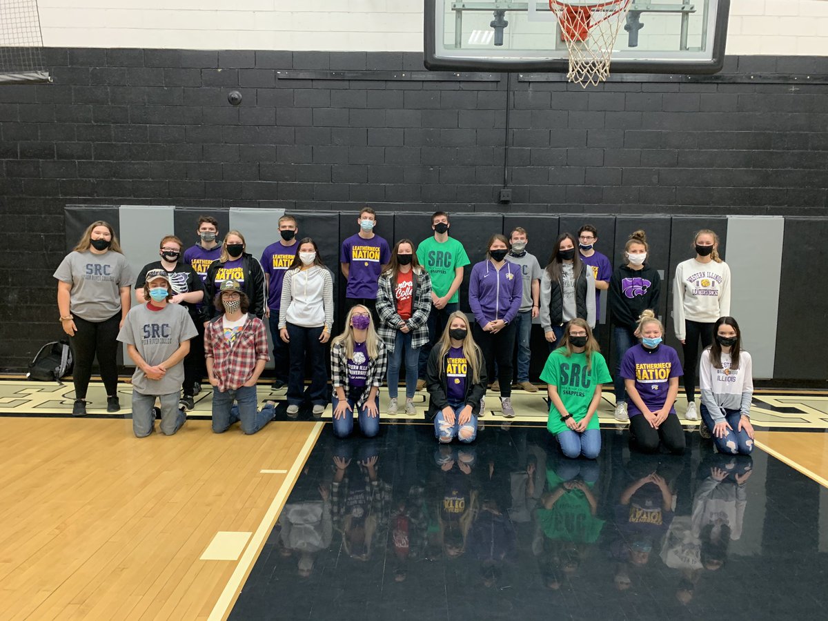 JamiMinter's tweet image. We celebrated “College Day” at WPHS today! These seniors have applied to a college and are well on their way to their future after HS! #WestPrairieProud