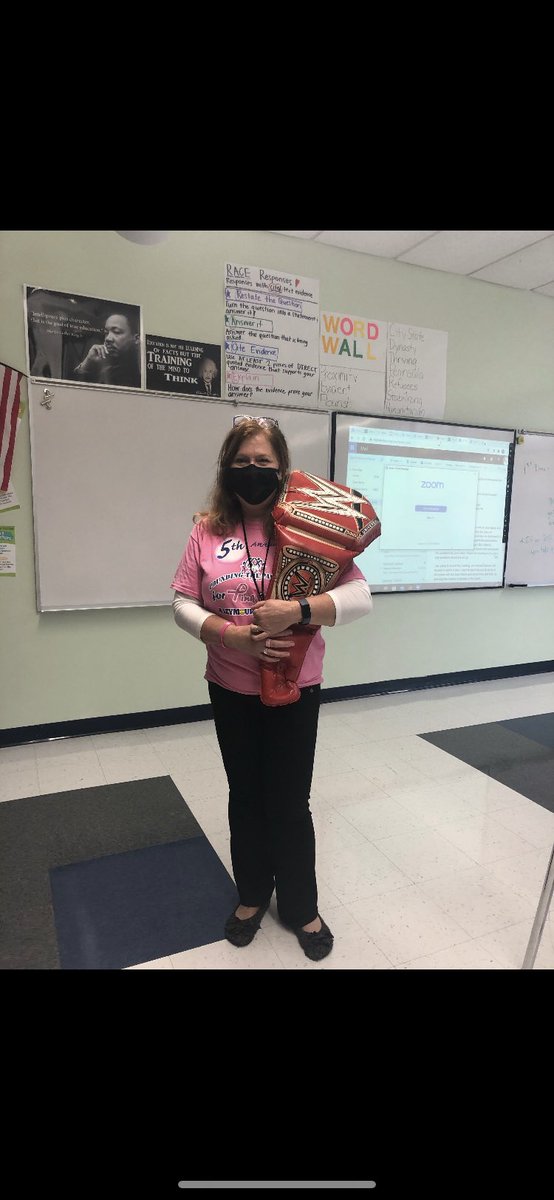 DerbyMiddle_CT's tweet photo. Congratulations to Mrs. Bette On being named our first On the RISE teacher recipient. Wear that belt proudly!! #WeAreDMS #DMSontheRISE #CTCommissionersNetwork https://t.co/JSuaSuToXj