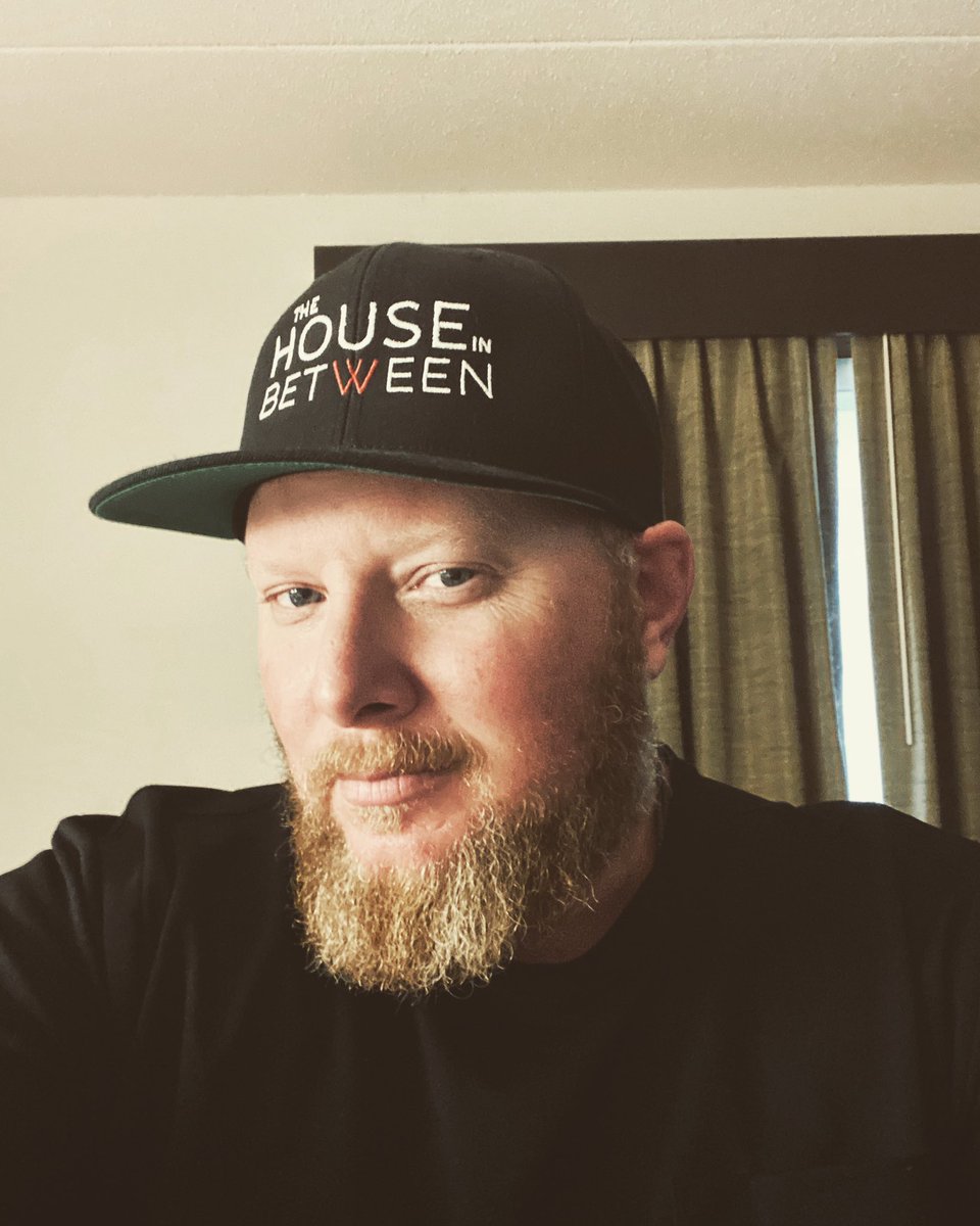 Brian_MurrayGH's tweet photo. Ready for my event tonight! Let’s have a blaaaaat! #ghosthunters #brichel #adventureteam #houseinbetween @kendallwhelpton @VeraWhelpton @smokenmirrorsPI @stevegonsalves1 @bradcooney1 https://t.co/EB45hqrJng