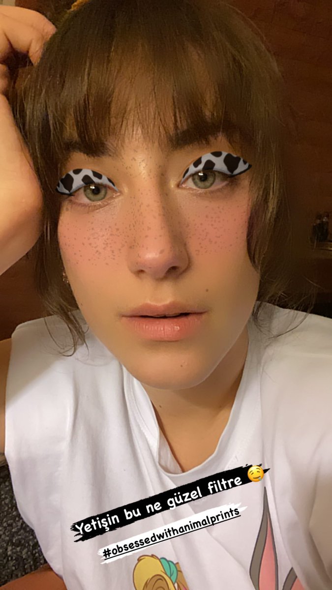 LittleBigLiar2's tweet photo. 😍😍😍

#HazalKaya https://t.co/PrdWY1qn0v