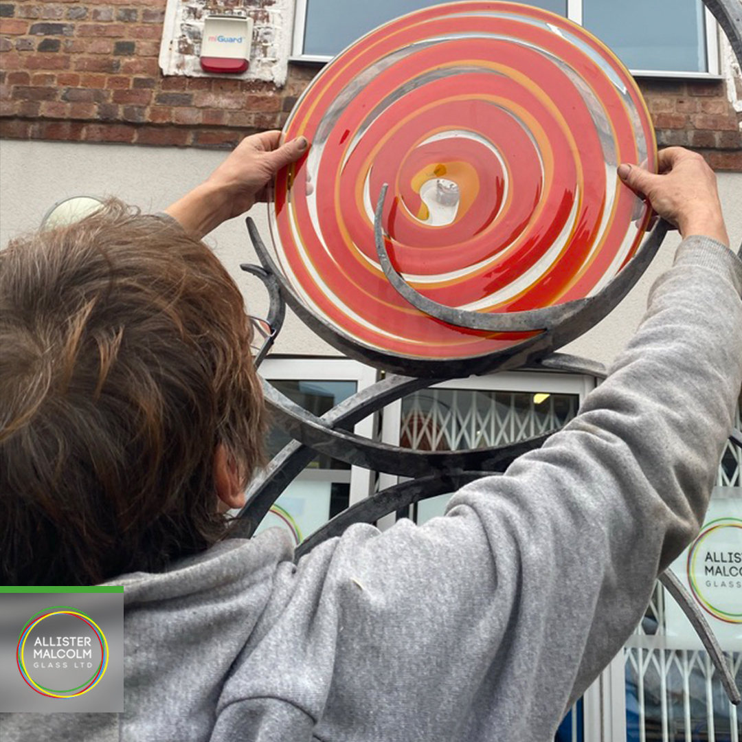 allistermalcolm's tweet photo. Sunday's Highlights, On a tight deadline for Jenny - a colourful disk for a sculpture. always a fun challenge. Interested in creating with us then check out our process on our website. #wildcolour #commissionus #ideastoreality #bespokeart #workingtogether #celebrate #sculpture https://t.co/71APAn2MB0