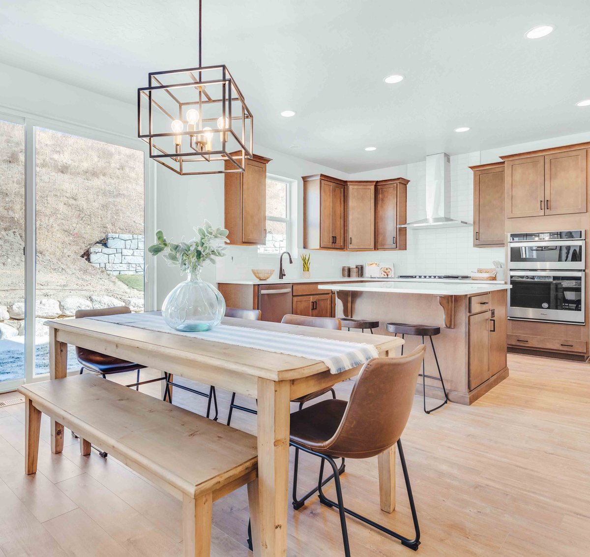 FieldstoneHomes's tweet photo. #floorplanfriday

An open living space on the main floor is vital in creating a welcoming feel to your home! ✨
Our Fairway floor plan in The Park community has just that and more! 
https://t.co/sZS9r11okT https://t.co/xy8IYBkqJ3
