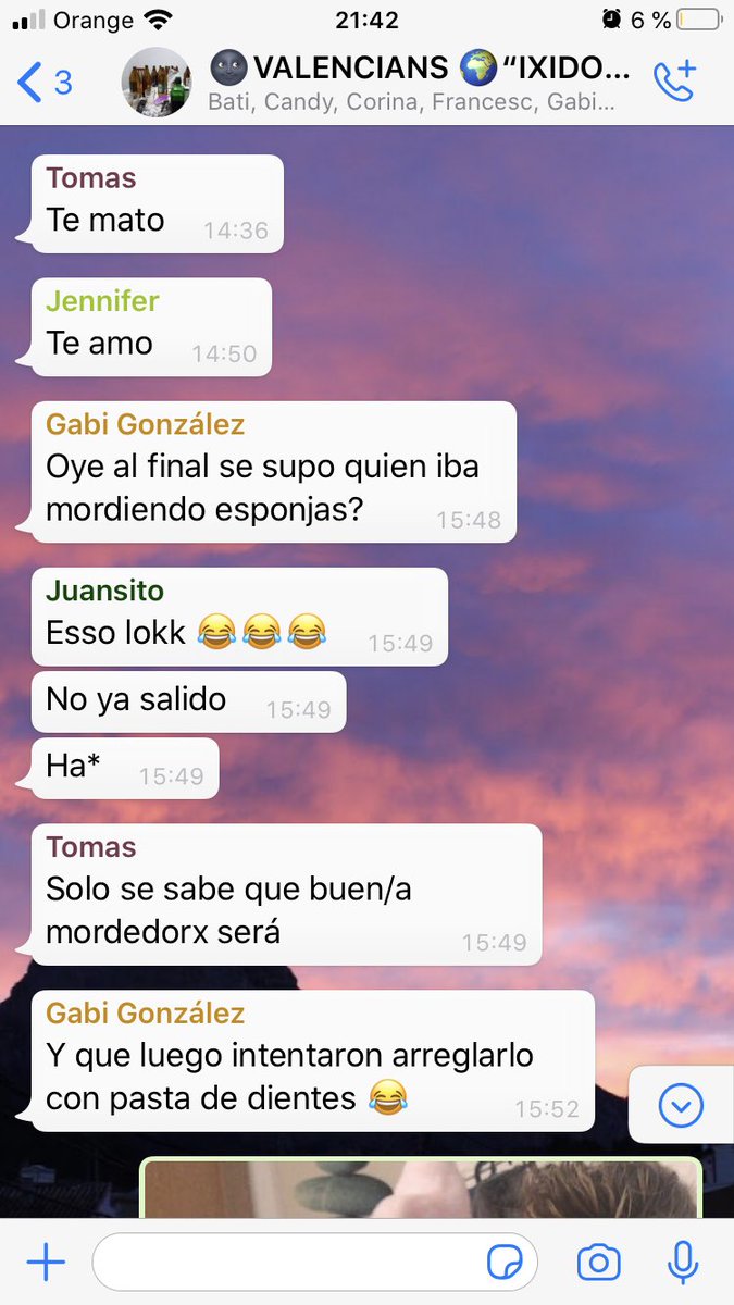 ana_context's tweet photo. @unamamarratxa Ekip d’investigació a la faena https://t.co/uU68qTbVJC