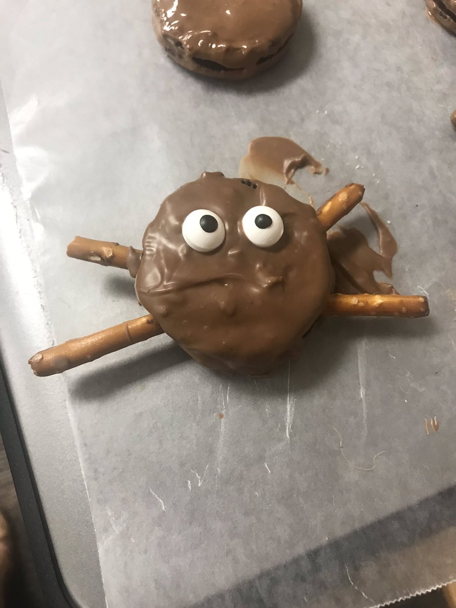 Our 1st grade virtual class learned about heating and cooling this week, so we experimented with what can happen when you add heat to chocolate and then it cools...Spider cookies! #egesoars <a href="/HumbleISD_EGE/">Elm Grove Elementary</a>