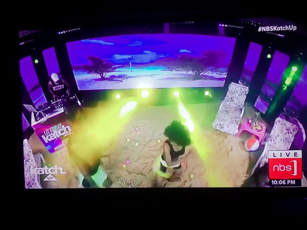 DerrickPokq's tweet photo. #NBSCATCHUP  jus made our evening lit de de
#vdjmercy jus cant wait to see ya killing it..
#heightz X #nesim we de de https://t.co/vuM2x7vBOe