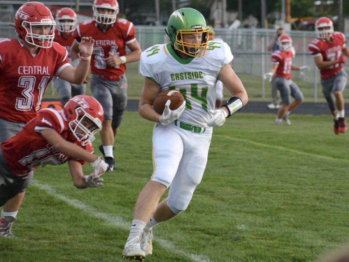 NECC_Athletics's tweet photo. Good luck to our football teams in sectionals https://t.co/XAJBgfrgmP