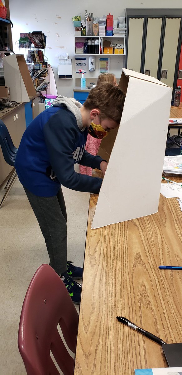 MrsMeyers_Class's tweet photo. We were excited to have a mock vote with @studentvote in the provincial election! @macneillrps @RegPublicSchool #StudentVoteSK https://t.co/ZY7b87dm93