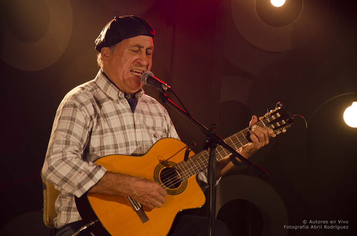 autoresenvivo's tweet photo. Para agendar: fin de semana con mucha música de autoras y autores nacionales en la pantalla de @TVCIUDADuy 

Ciclo de @AGADU_UY 

Sábado 24/10
1 am #MauricioCastro 
1.30 am @maxisuareztweet 

Domingo 25/10
0.30 am #MiguelAngelPalomeque
1 am @NamelessOficial 

📸 Abril Rodríguez https://t.co/HLx4HsHwmH